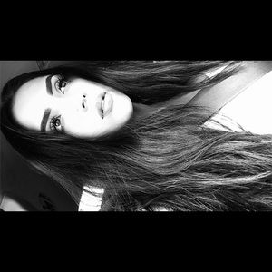 Meet your Posher, Liz