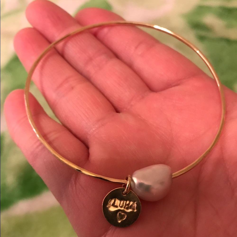 🎉Sunday Sale🎉Hawaiian GF Pearl Bangle
