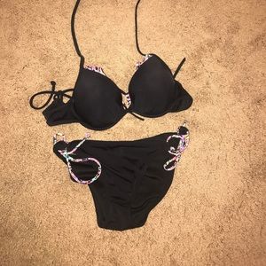 Victoria's Secret Swim Set!!