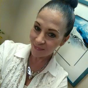 Meet your Posher, Tonya