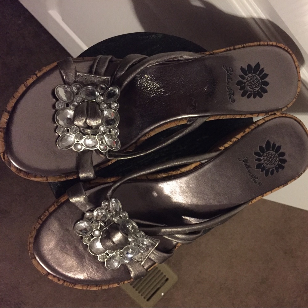 Yellow box sandals