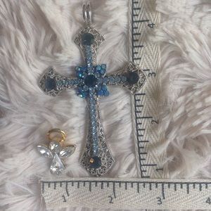 Cross necklace pendant.