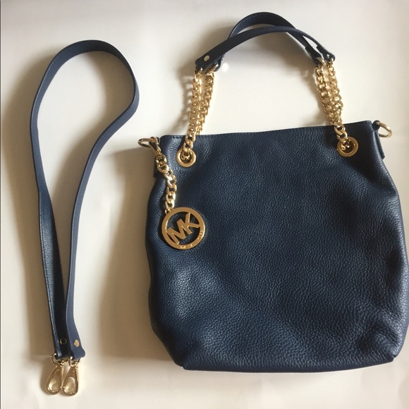 SALEJet Set Chain Convertible Shoulder Bag - Picture 2 of 6