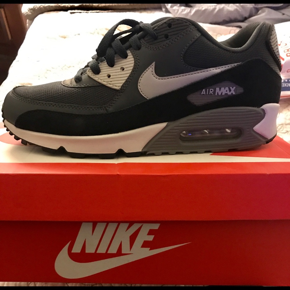 Men's Nike Air Max 90 Essential Grey & Black