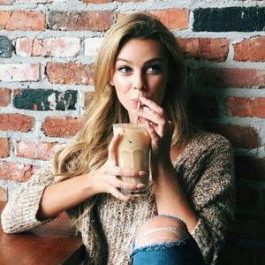 Meet your Posher, Sophia