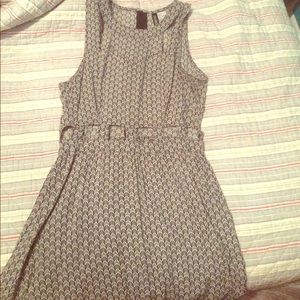Black and white arrow print sundress