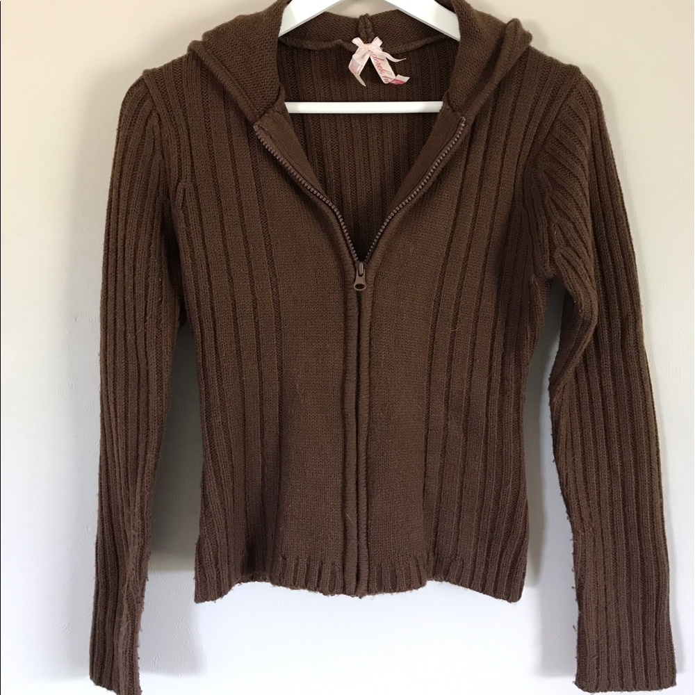 Hooded sweater jacket