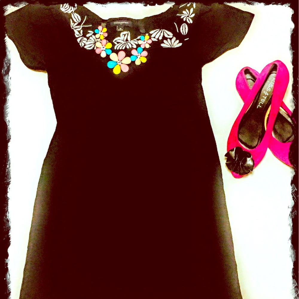 Adorable dress by banana republic!