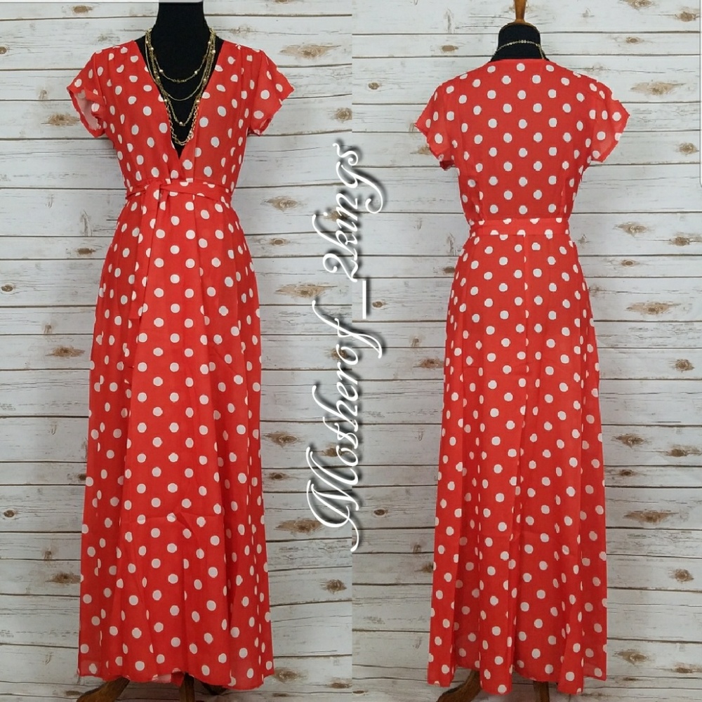 🔥LAST ONE🔥RED POLKA DOT DEEP PLUNGE DRESS - Picture 4 of 7