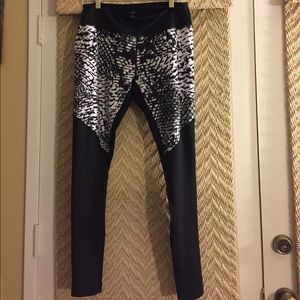 ZELLA leggings!