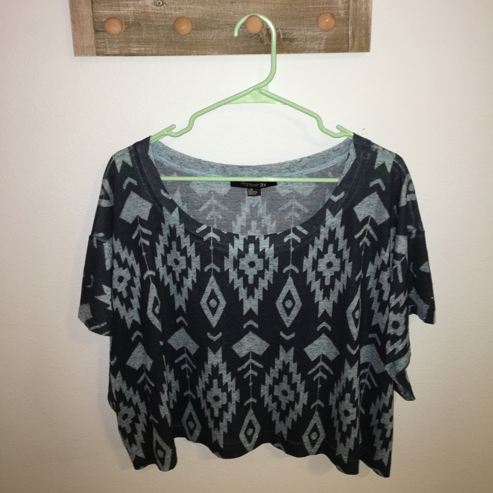 • Forever 21 Tribal Print Crop Tee •