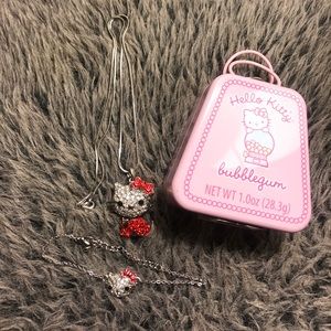 Hello kitty necklace and bracelet set