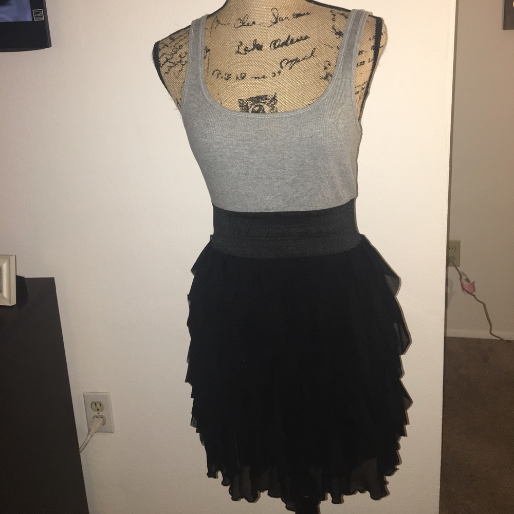 6Degrees Gray/Black Empire waist Ruffle Dress Sz M