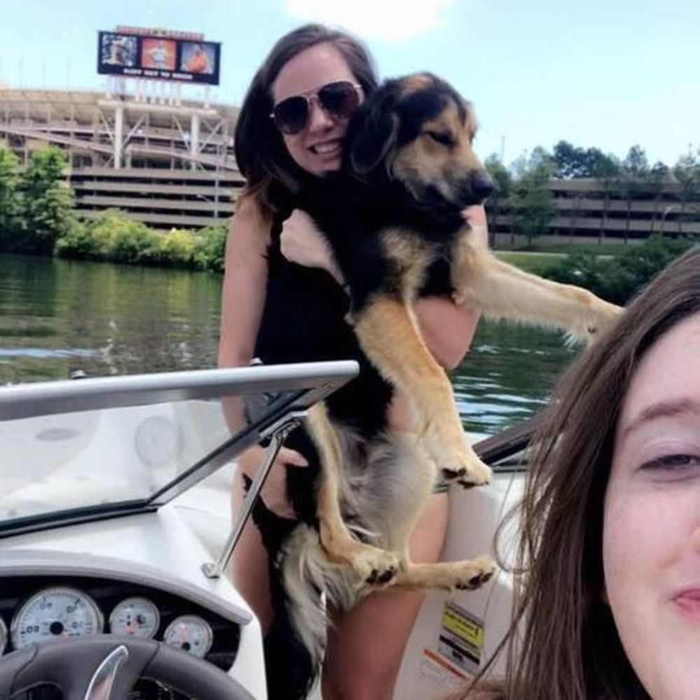 Meet your Posher, April