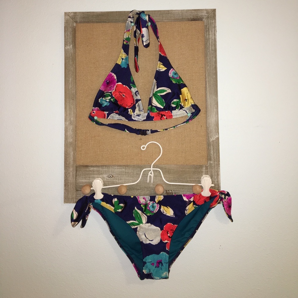 • Aerie Floral Bikini •