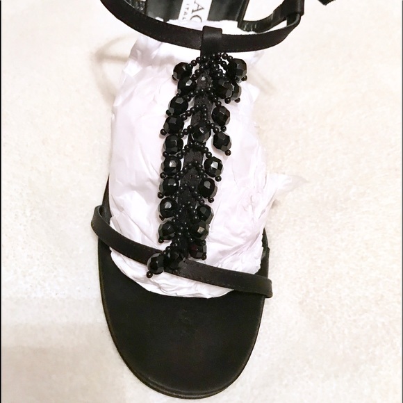 ISAAC Stunning Sandals Sz 8.5B - Picture 5 of 7
