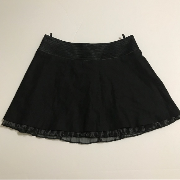 BEBE Blavk Mini with pleated hemline [SK-11] - Picture 2 of 4