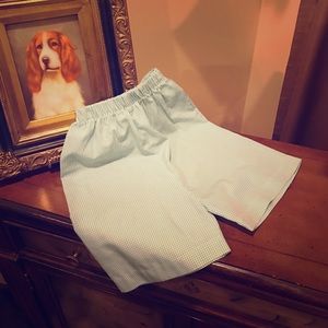 Shrimp and Grits sz 7 shorts