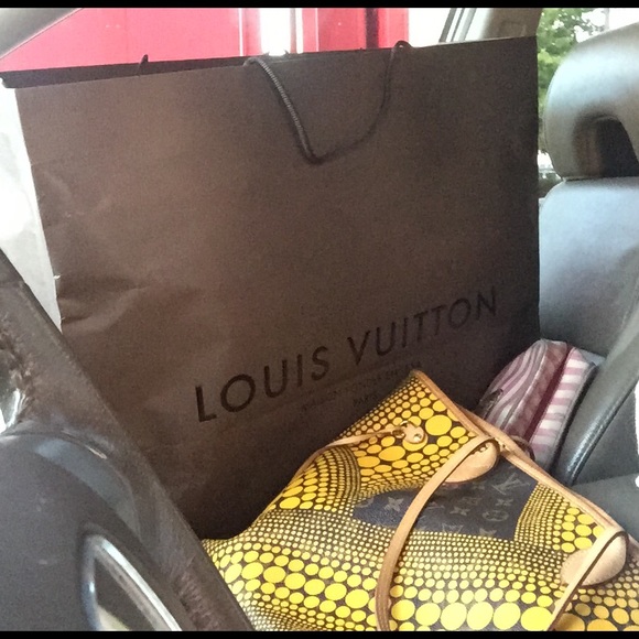 Tomorrow - Picture 4 of 8