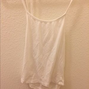 White crop top with low back💕