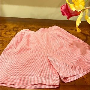 Boys sz 4 white and red checked shorts