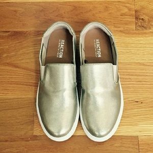 Kenneth Cole Reaction GOLD slip on sneakers