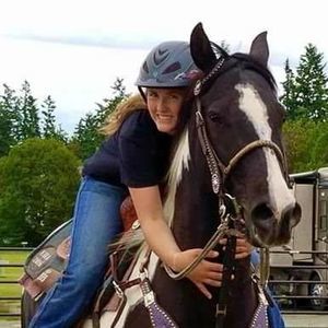 Meet your Posher, Cassi