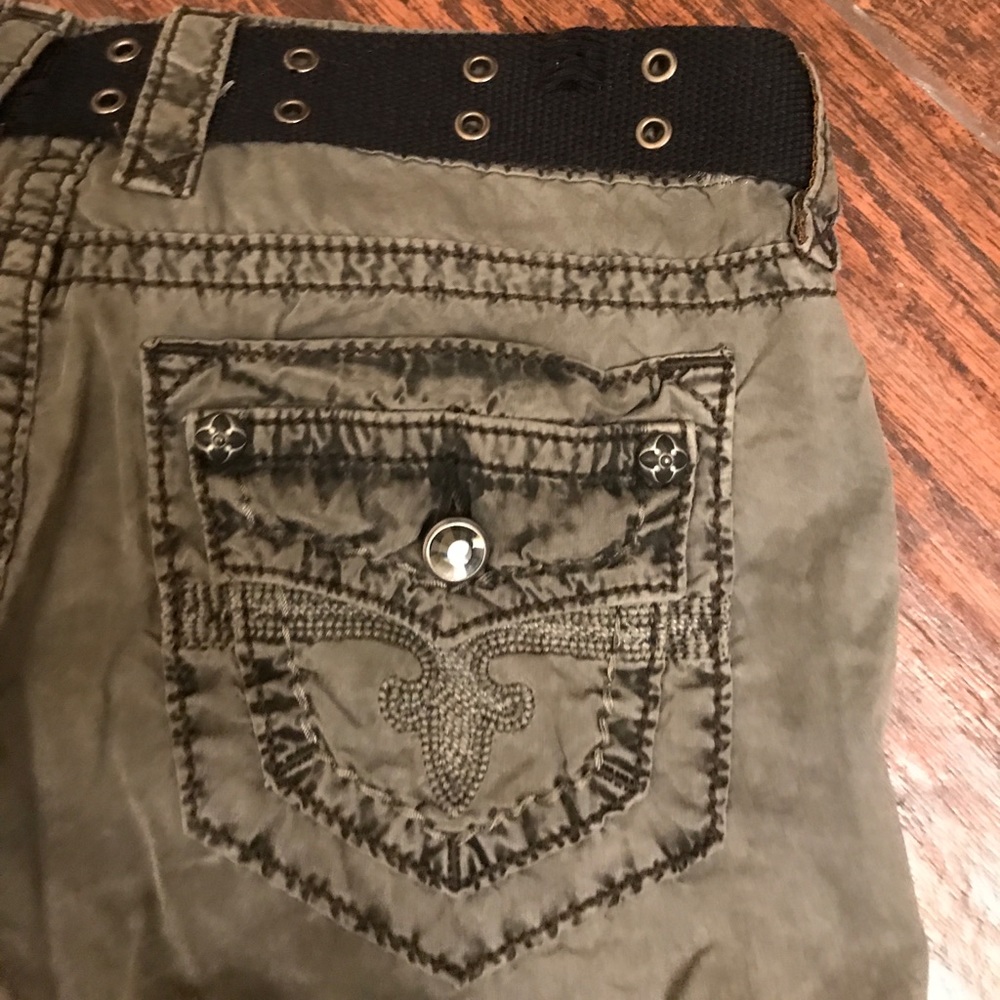 Rock revival cargos buy cheaper on Ⓜ️