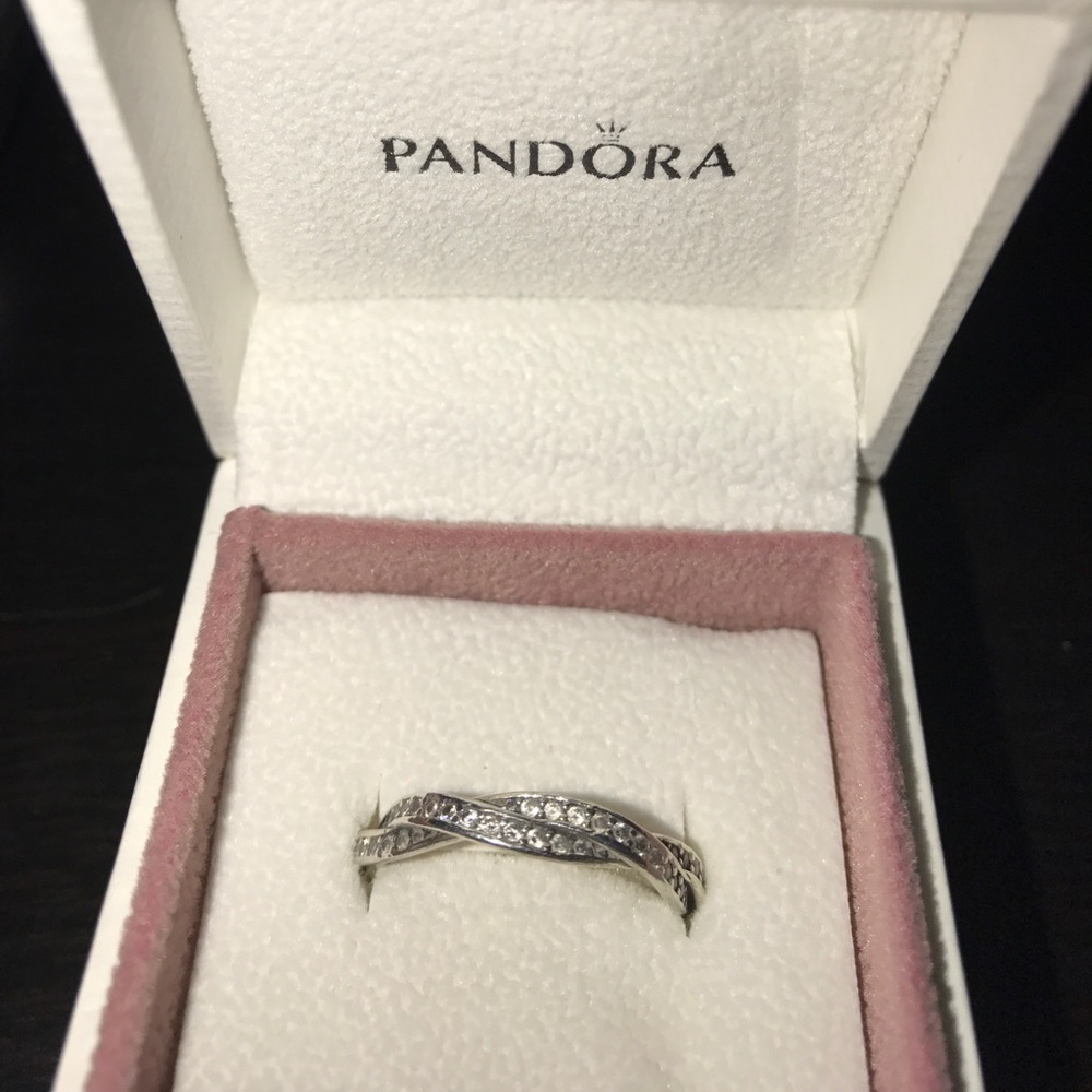 💍 Pandora Twist of Fate size 58/8.5 LIKE NEW