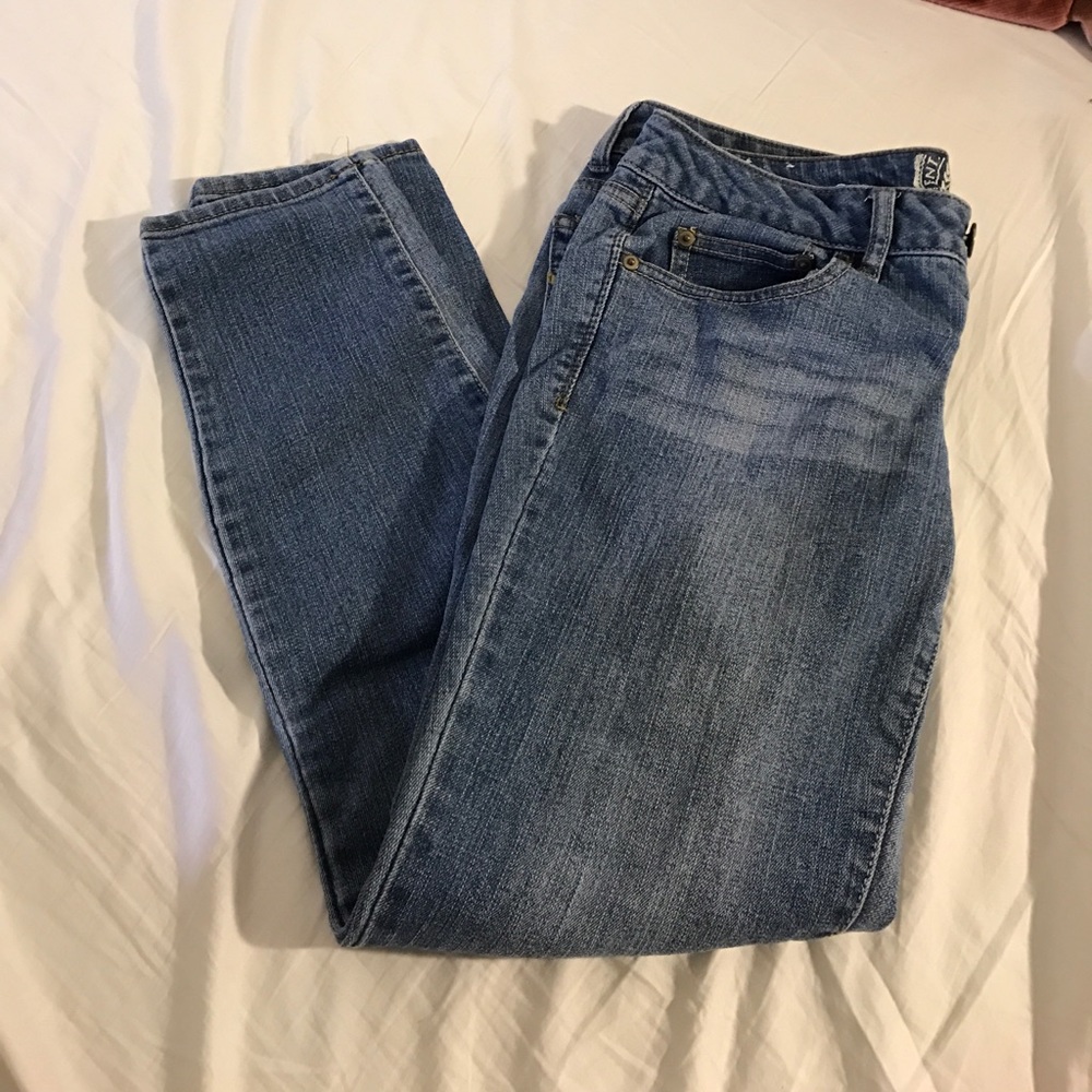 Basic medium light wash Skinny Jeans