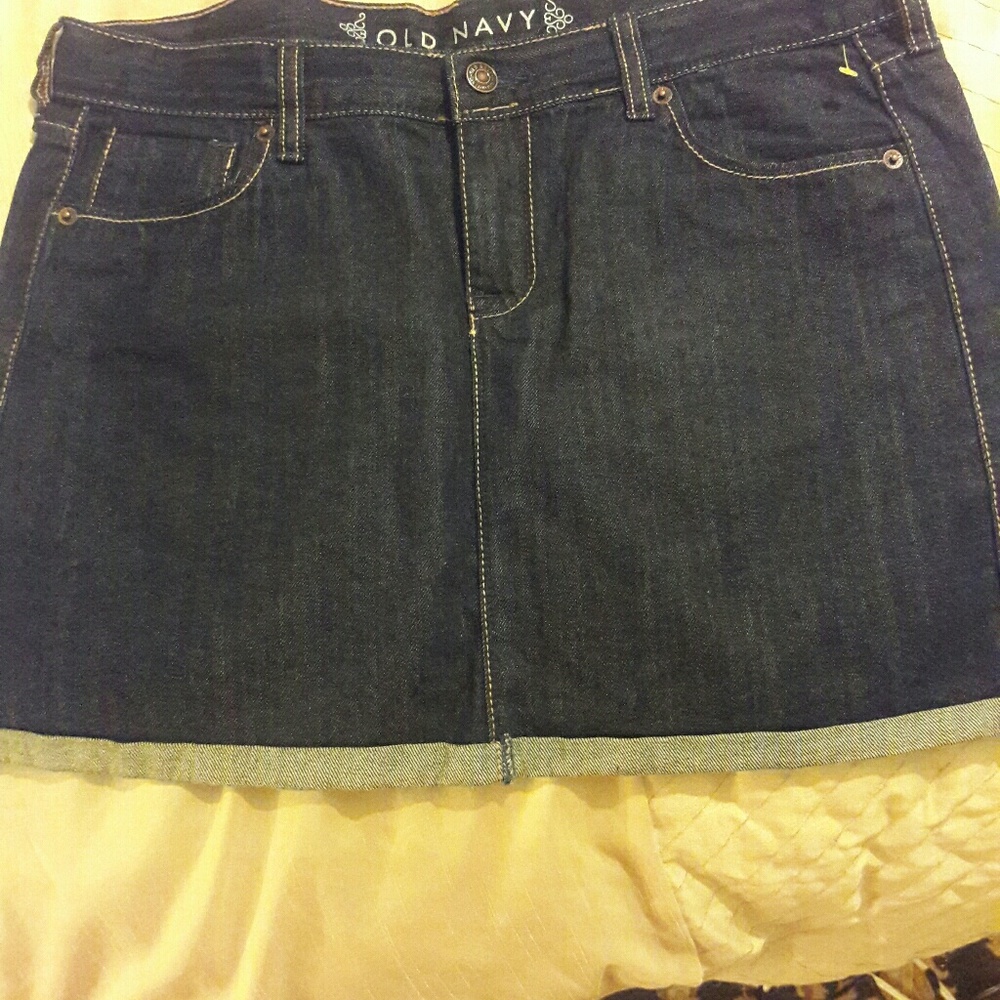 Old Navy Denium Mini Skirt ~ size 10