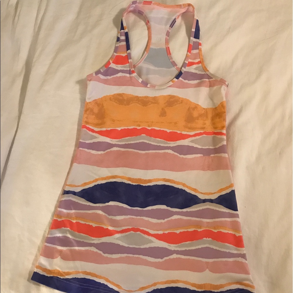 Lululemon top