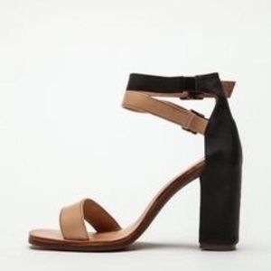 Jeffrey Campbell Isadora Sandal