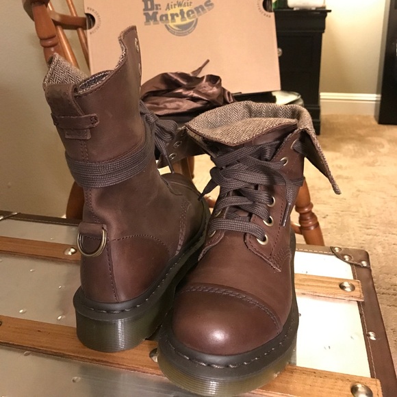 SOLD Dr Martens Aimilita boots - Picture 3 of 8