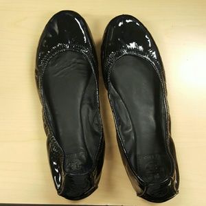 Tory Burch TB patent leather ballet flats size 8