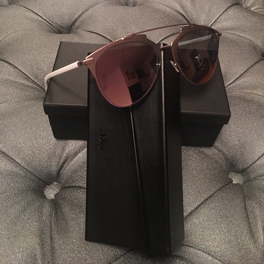 DiorReflected pink mirrored sunglasses 😎 - Picture 5 of 8