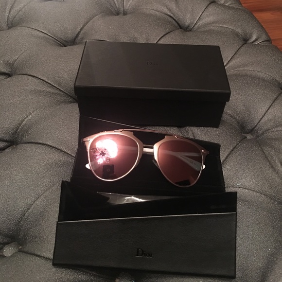 DiorReflected pink mirrored sunglasses 😎 - Picture 2 of 8