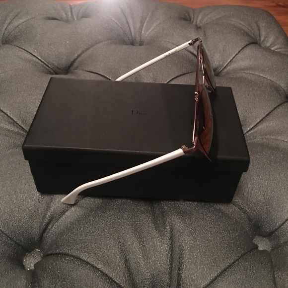 DiorReflected pink mirrored sunglasses 😎 - Picture 6 of 8