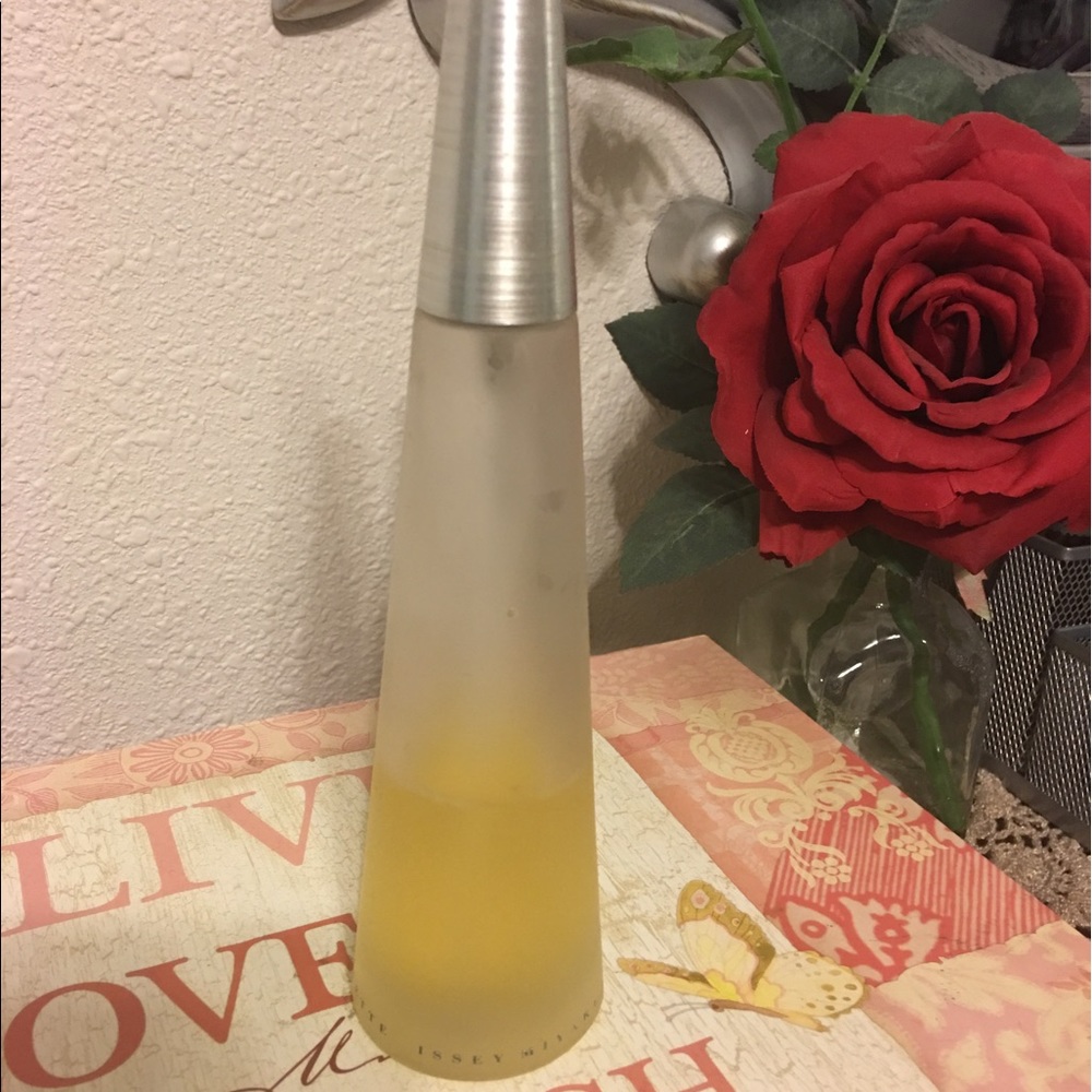 Issey Miyake perfume