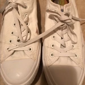White converse