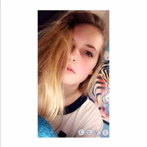 Meet your Posher, Jade