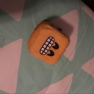 EMOJI 😘😍😜😄😂 KEYCHAIN!!!!!!!!