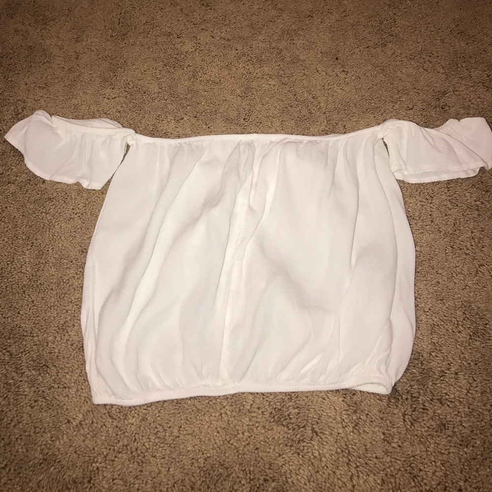 Brandy Melville Top! - Picture 3 of 4