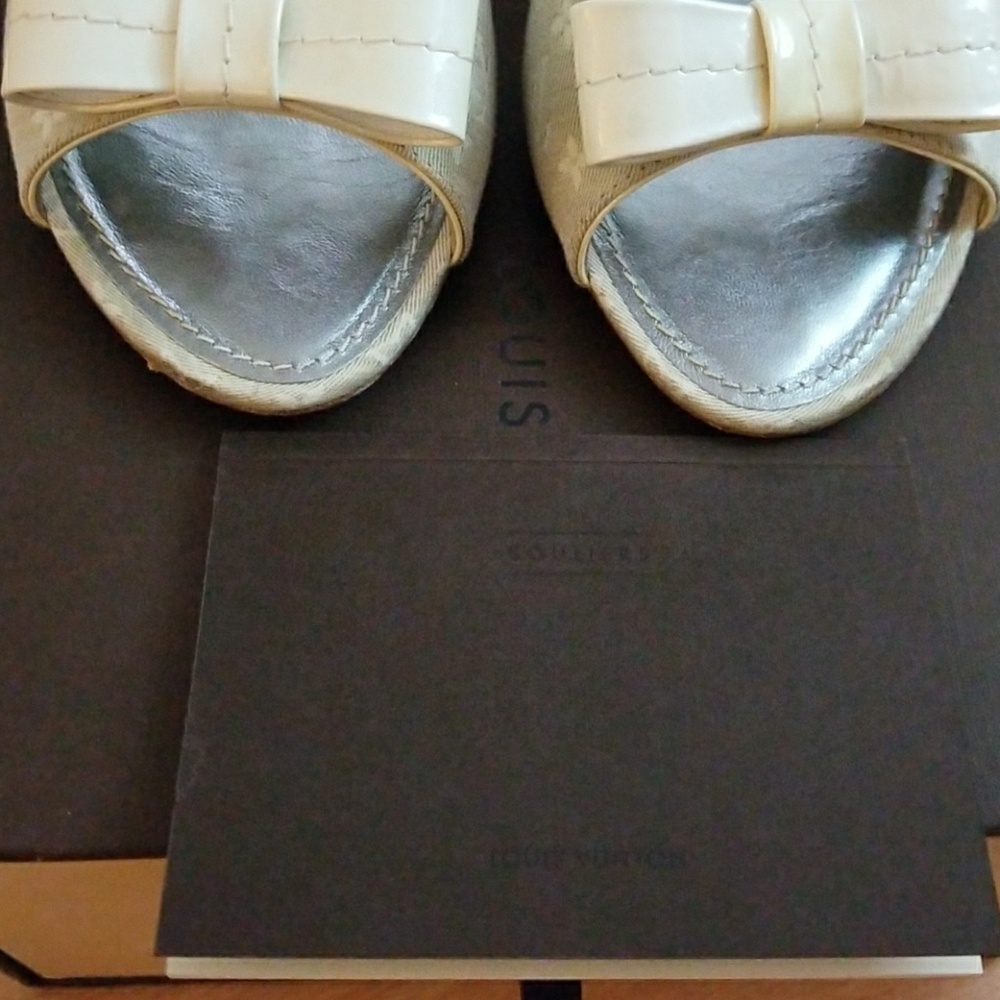 Shoes - Picture 4 of 6