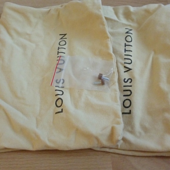 Shoes - Picture 5 of 6