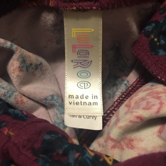 Lularoe TC Rose Leggings - Picture 3 of 4