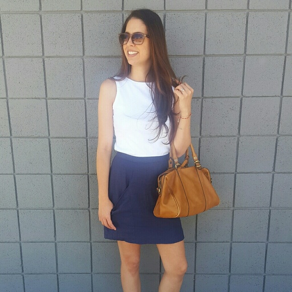 Meet your Posher, Sandra - Picture 2 of 2