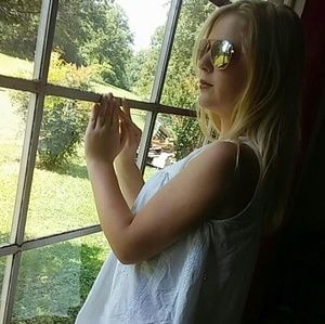 Meet your Posher, Katelin