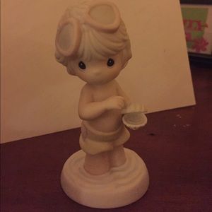 Precious moments statue