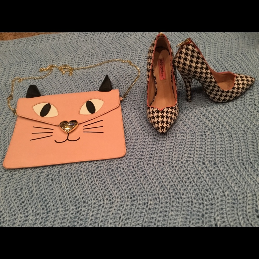 Betsy Johnson size 7 shoes and Betsy Johnson cat